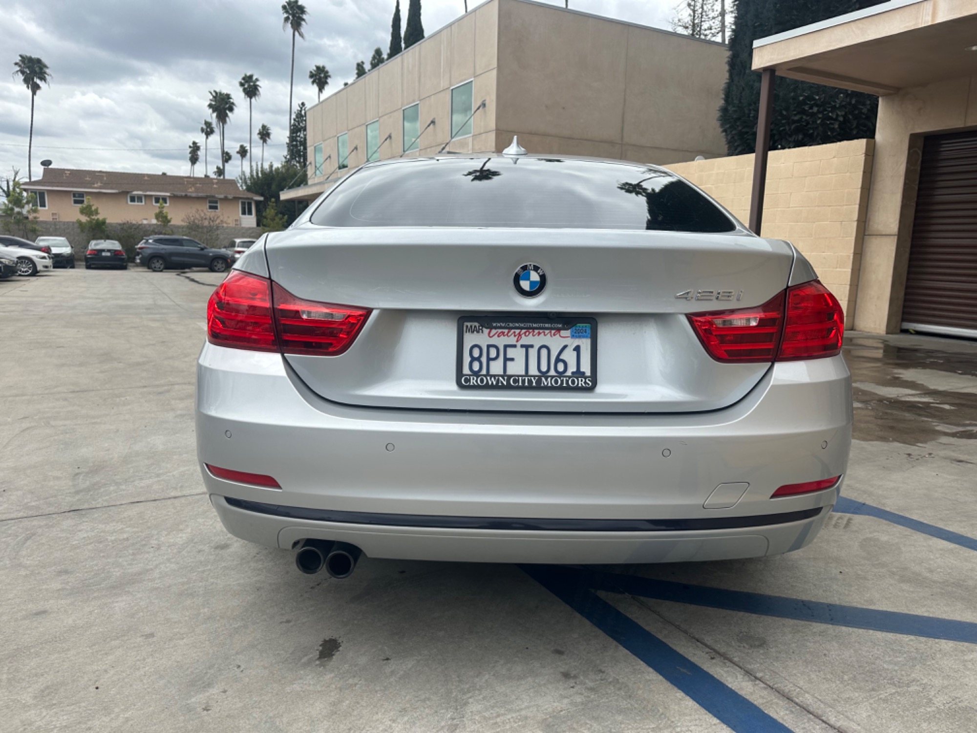 2016 Gray /Black BMW 4-Series Gran Coupe 428i SULEV (WBA4A9C53GG) with an 2.0L L4 DOHC 16V engine, 8A transmission, located at 30 S. Berkeley Avenue, Pasadena, CA, 91107, (626) 248-7567, 34.145447, -118.109398 - Photo #5